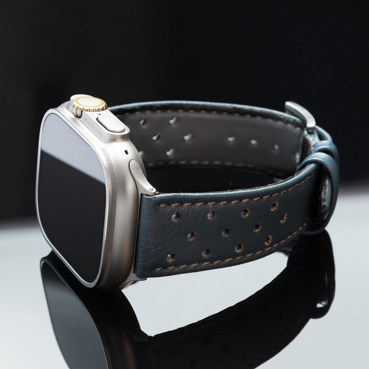 Racing Band | Apple Watch | Upcycled Porsche 356 | Limited