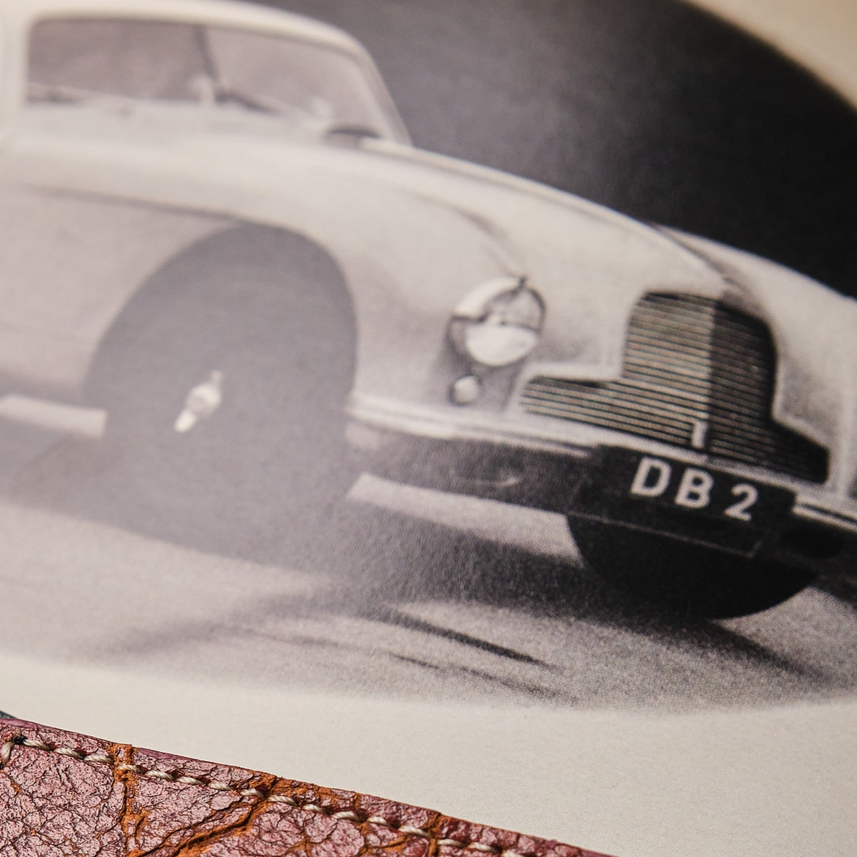 Glücksbringer & Schlüsselring | 925 Sterling Silber | Upcycled Aston Martin DB2 | Limitiert auf 20 Stück