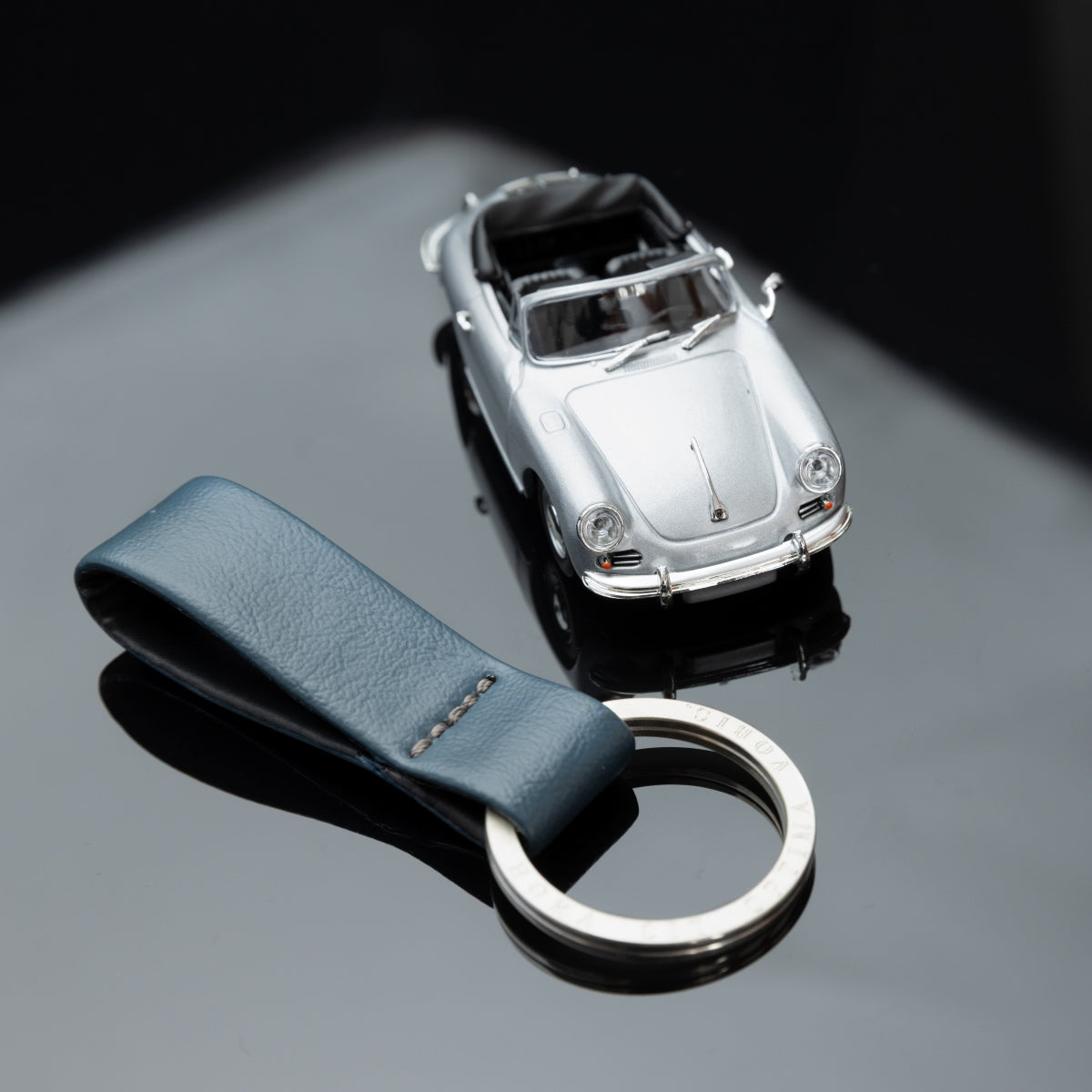 アクセサリー MINI PORSCHE VW ALPINE LOTUS NEKO! book Keyring & Lucky Charm | Genuine 925 Sterling | Upcycled Porsche 356 |