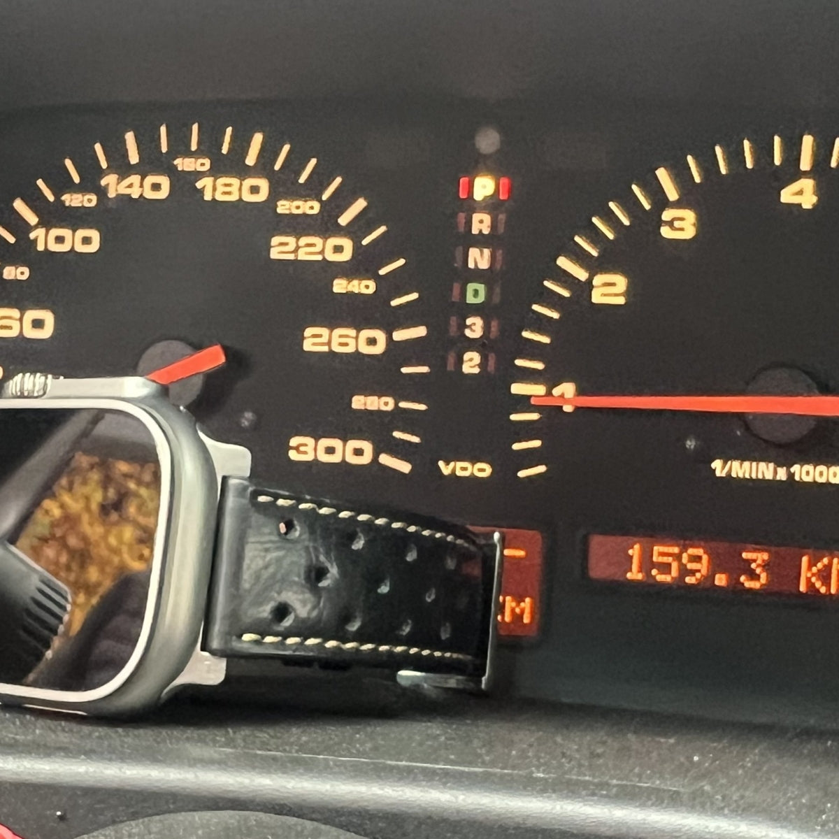 Racing Band | Apple Watch | Upcycled Porsche 928 | Limited